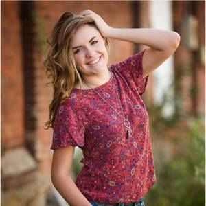 Meet your Posher, Abby